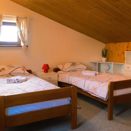 Belvue With Private Parking & Pet Friendly Medulin
