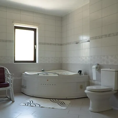 Casa vacanze Belvue - Big Pool & Private Parking - 500m Sea *
