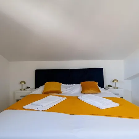 Belvue - Big Pool & Private Parking - 500m Sea Nyaraló *