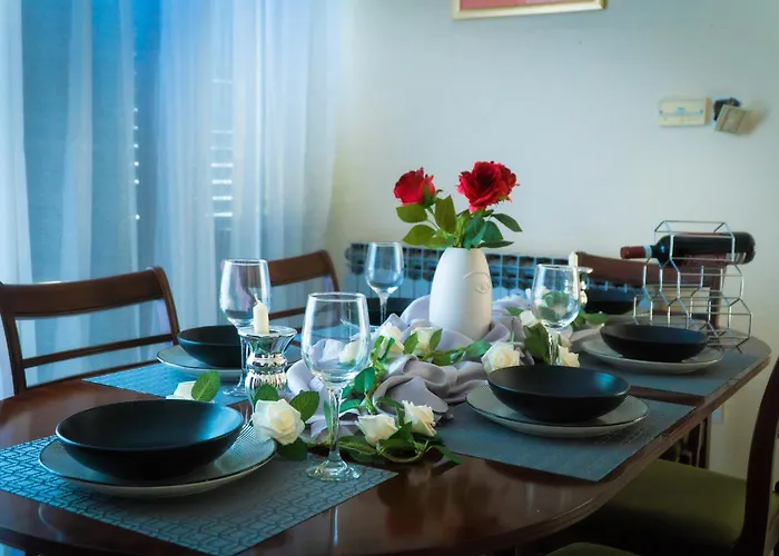 Nyaraló Belvue - Big Pool & Private Parking - 500m Sea Medulin