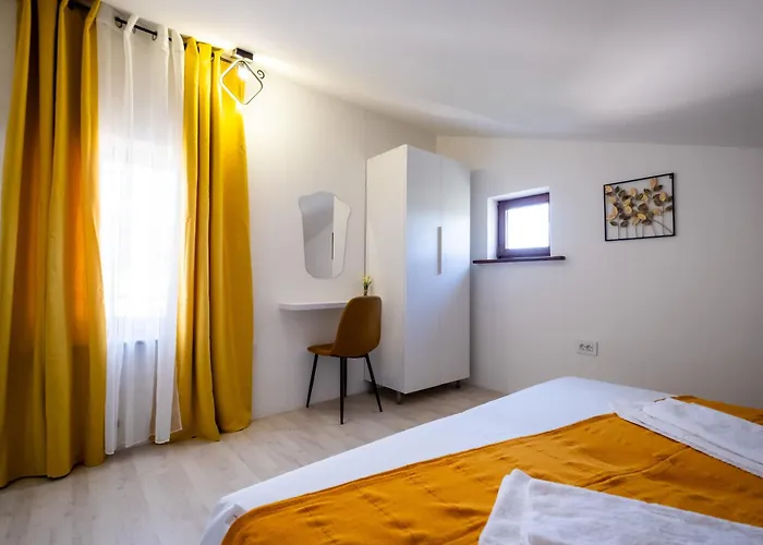 Belvue - Big Pool & Private Parking - 500m Sea Nyaraló